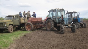 Идут весенне-полевые работы в хозяйствах Янтиковского района