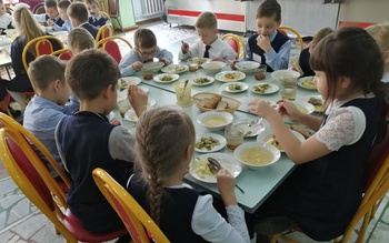 Глава Чувашии предложил Чувашпотребсоюзу производить полуфабрикаты для школьного питания