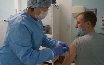 1100 доз вакцины «Спутник V» поступило в Чувашию