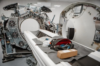 В Алатыре заканчивают установку одного из самых современных компьютерных томографов в Чувашии
