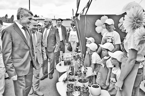 Олег ЛОМОНОСОВ: «Республикăн 105-мĕш çуралнă кунне Тăвай ен лайăх кăтартусемпе кĕтсе илет»