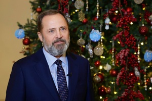 Поздравление Комарова полномочного представителя с наступающим Новым годом
