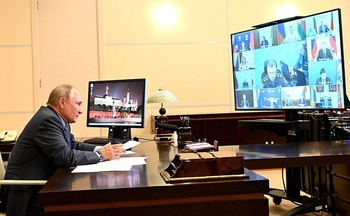 Президент России держит на контроле ситуацию по подтоплениям и пожарам