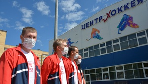 В международный олимпийский день в Чебоксарах открылся хоккейный центр