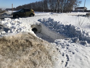 Дорожные службы района принимают противопаводковые меры