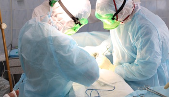С начала пандемии хирурги БСМП сделали более 300 операций сложным пациентам