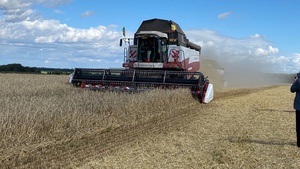 Рекордный урожай за всю историю агропромышленного комплекса республики собрали в текущем году