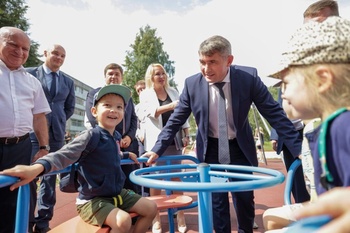 Глава Чувашии и председатель «Российского детского фонда» дали старт марафону «Именем детства, во имя детства»