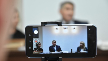 Олег Николаев поддержал инициативу учреждения почетного звания в области журналистики