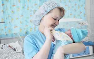 С начала пандемии в Чебоксарах в «красной зоне» на свет появились 57 малышей