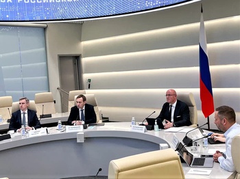 Олег Николаев принял участие в совещании с регионами ПФО по мерам поддержки, принимаемым в связи с введением санкций