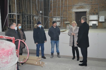 Министр культуры Чувашии ознакомилась с ходом ремонта Дома культуры в с. Янтиково
