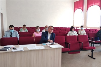 Совет по делам национальностей и Совет по взаимодействию с религиозными объединениями Янтиковского района провели совещание