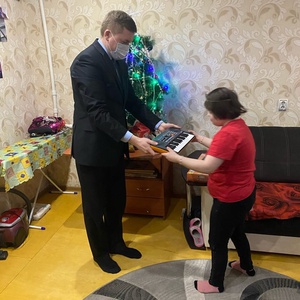 «Ёлка желаний»: встретить Новый год достойно - это просто, достаточно помочь детям исполнить их мечты