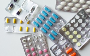 Лекарства для лечения больных COVID-19 амбулаторно будут выдаваться бесплатно