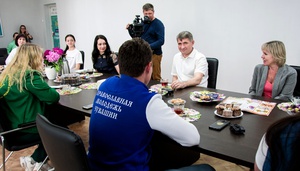 Олег Николаев заручился поддержкой молодежи Чувашии