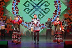 Глава Чувашии Олег Николаев поздравляет c Днем работника культуры