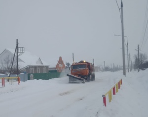 Спецтехника на трассах перешла на круглосуточное дежурство