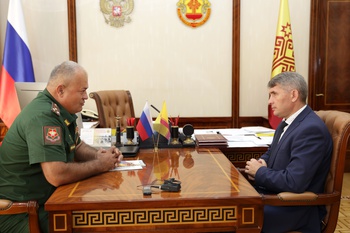 Олег Николаев провел встречу с военным комиссаром Чувашской Республики