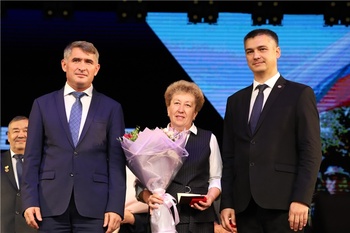 Педагогу из Янтиковской школы присвоено звание Заслуженного учителя Чувашской Республики