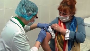 В передвижных мобильных центрах и крупных торговых центры города Чебоксар откроются пункты для вакцинации от COVID-19