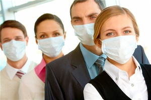 Роспотребнадзор ввел всеобщий масочный режим