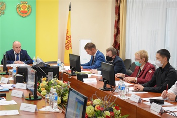 Сергей Артамонов провел внеочередное заседание Правительственной чрезвычайной противоэпизоотической комиссии.