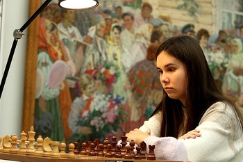 На Суперфиналах чемпионатов России по шахматам сыграно три тура